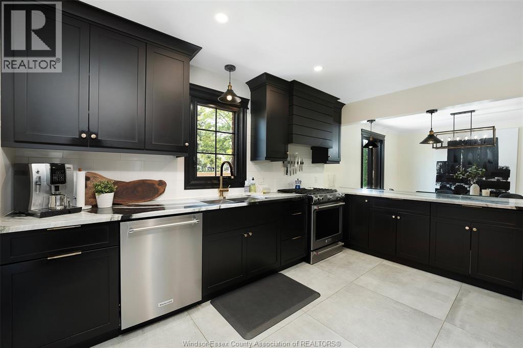 657 DRESDEN PLACE - 21