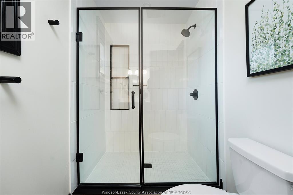 657 DRESDEN PLACE - 33