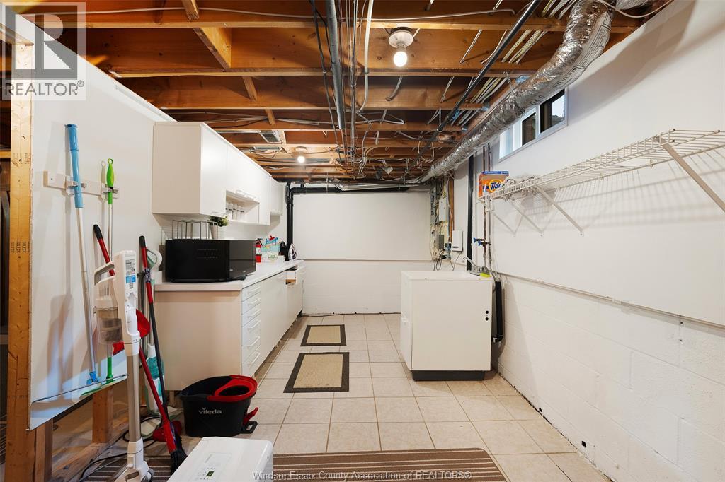 657 DRESDEN PLACE - 43