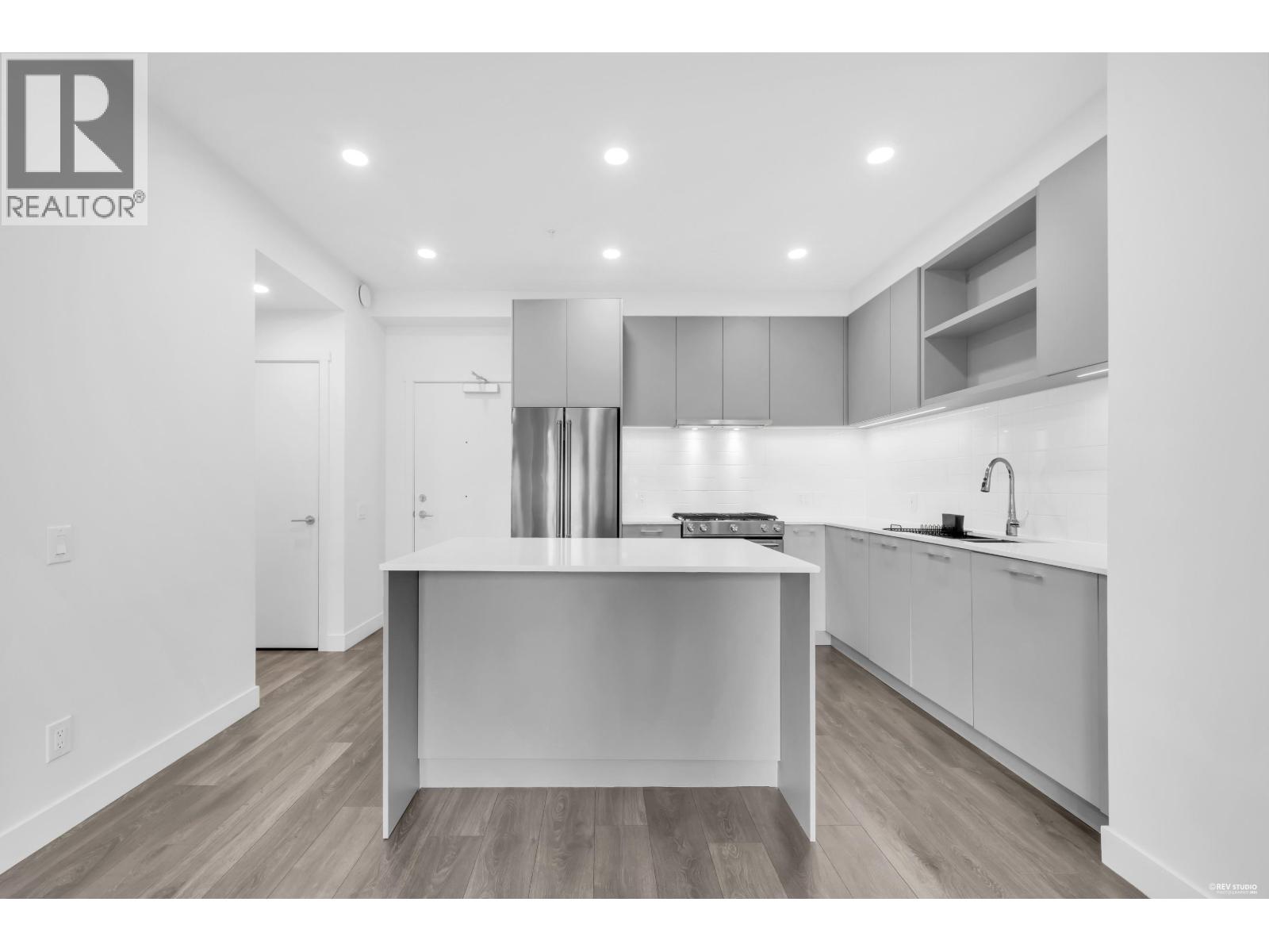 2 Bed, 2 Bath Apartment for Sale in Coquitlam – 213 735 ANSKAR COURT, Coquitlam – MLS# R3141358 - Image 4