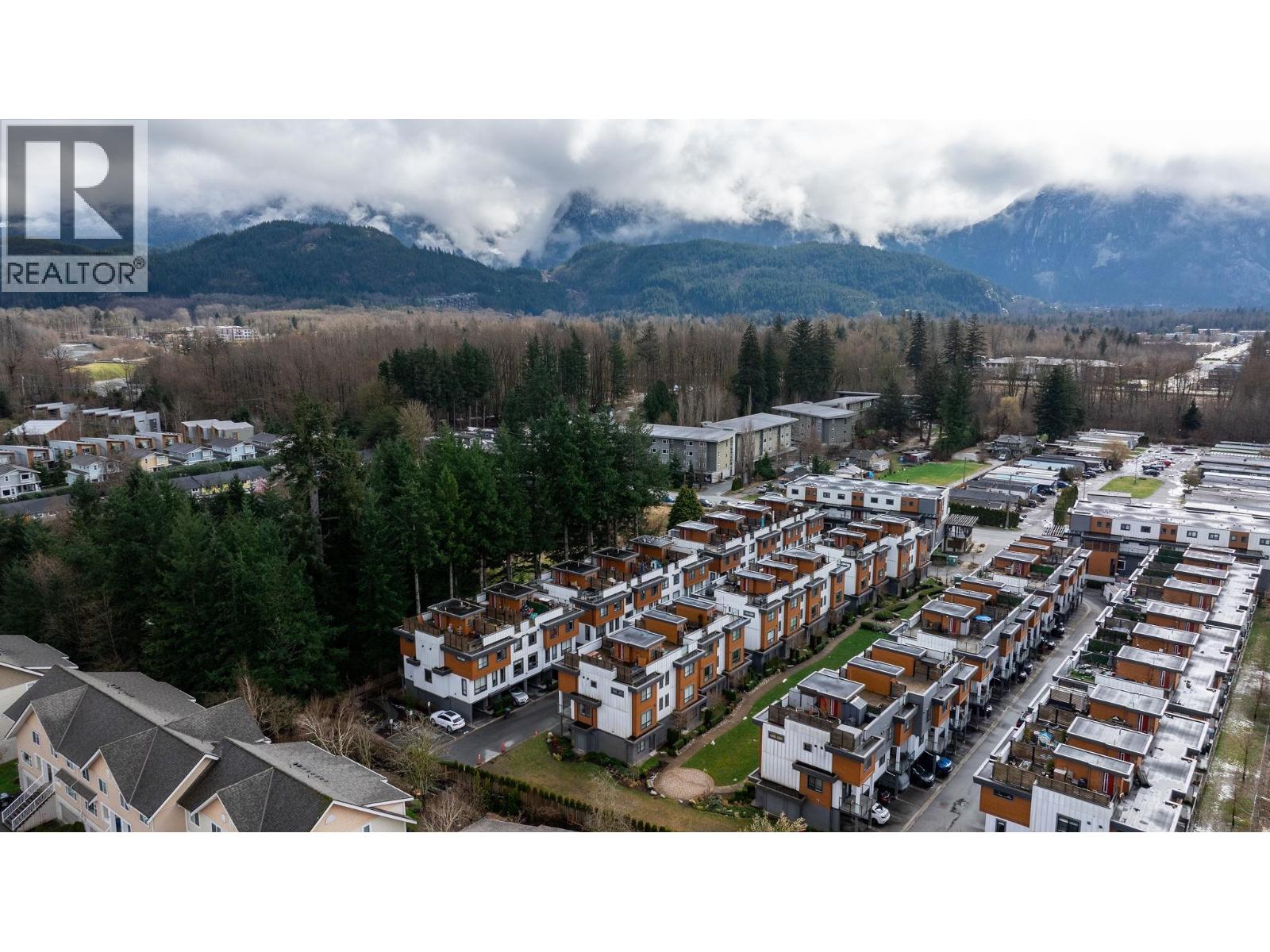 65 39769 GOVERNMENT ROAD, Squamish