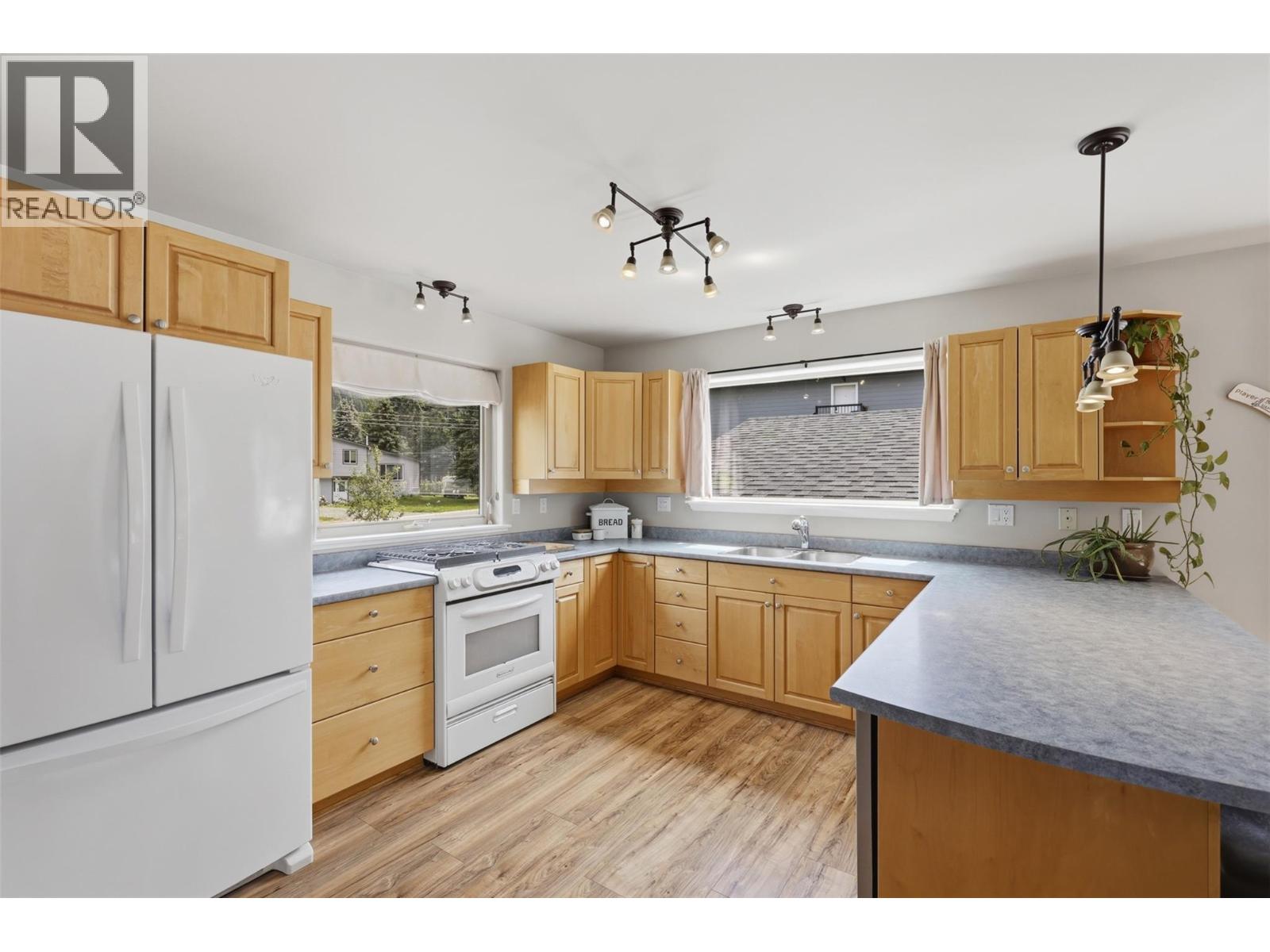 7153 CAHILTY Road - 10