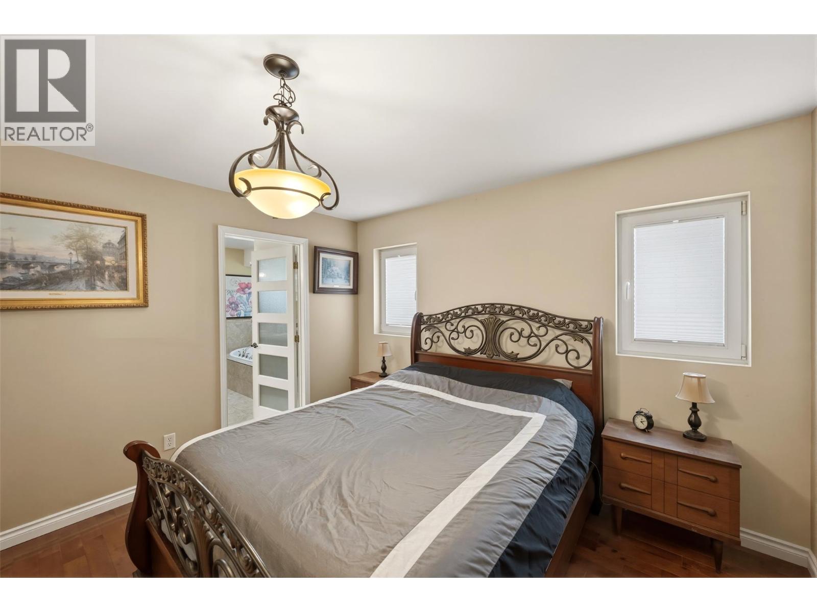 564 Alexander Avenue, Penticton