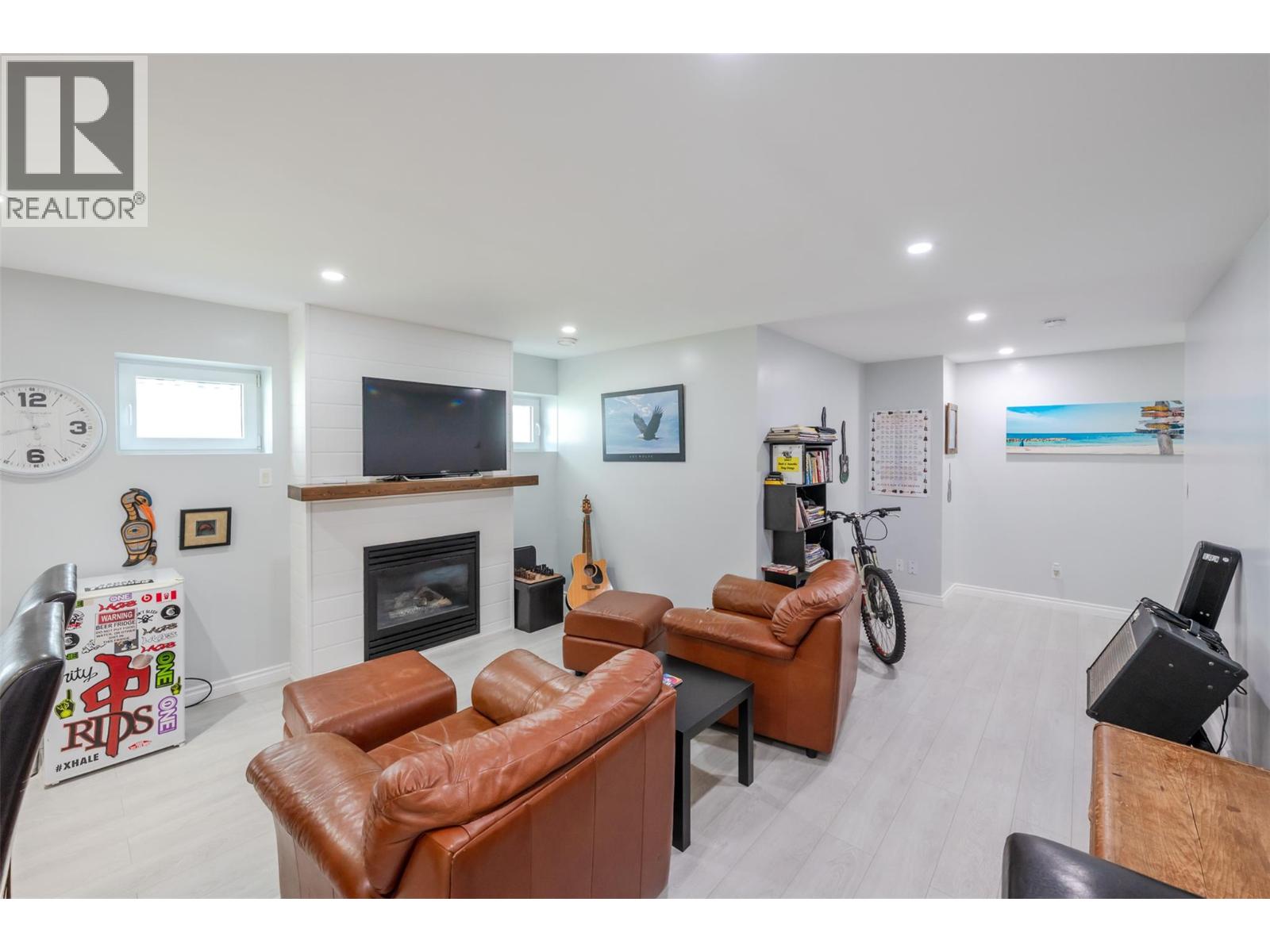 564 Alexander Avenue, Penticton
