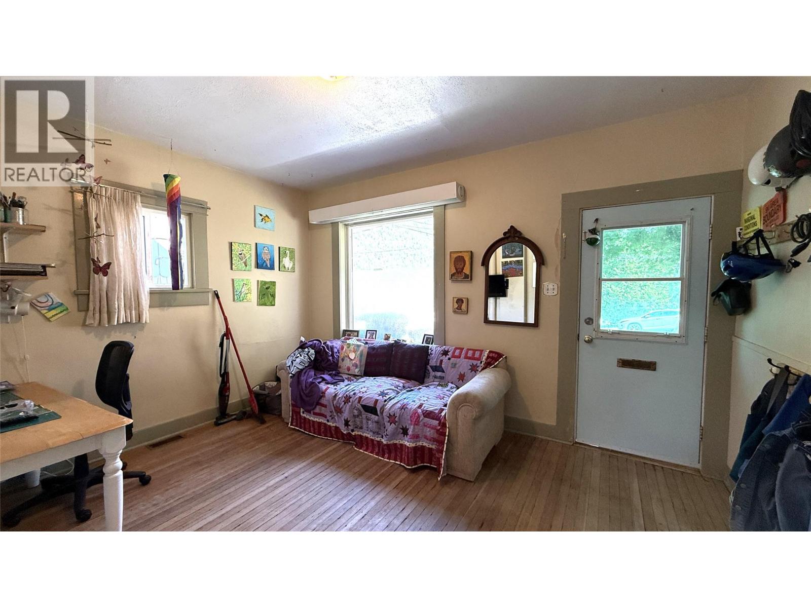 812 Kokanee Avenue, Nelson
