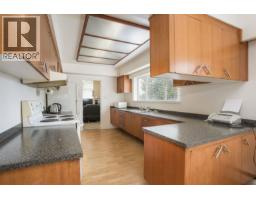 12393 Gray Street, Maple Ridge, BC V2X5V1 Photo 11