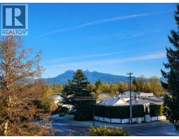 12393 Gray Street, Maple Ridge, BC V2X5V1 Photo 9