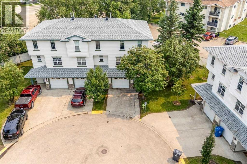 13 Kerry Wood Mews - 39