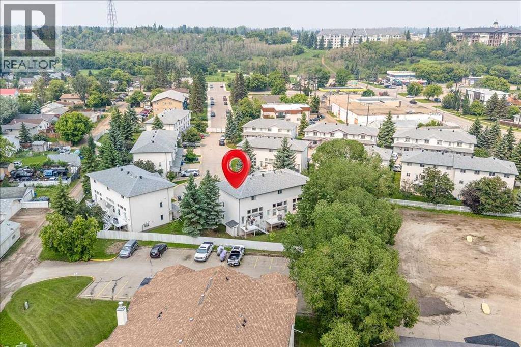 13 Kerry Wood Mews - 48