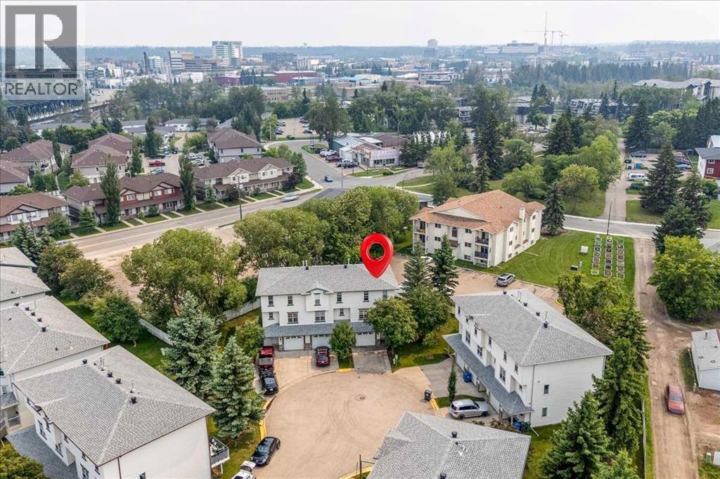 13 Kerry Wood Mews - 44