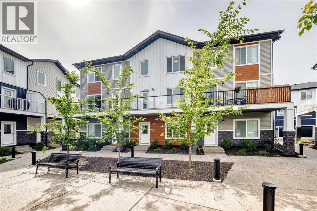 #802 335 Creekside Boulevard SW - 2