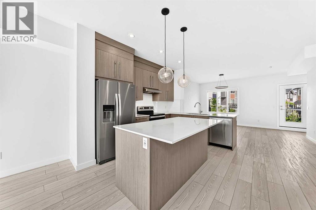#802 335 Creekside Boulevard SW - 9
