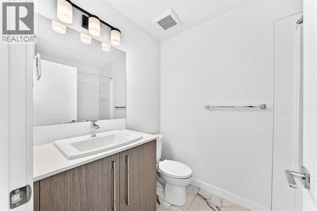 #802 335 Creekside Boulevard SW - 33