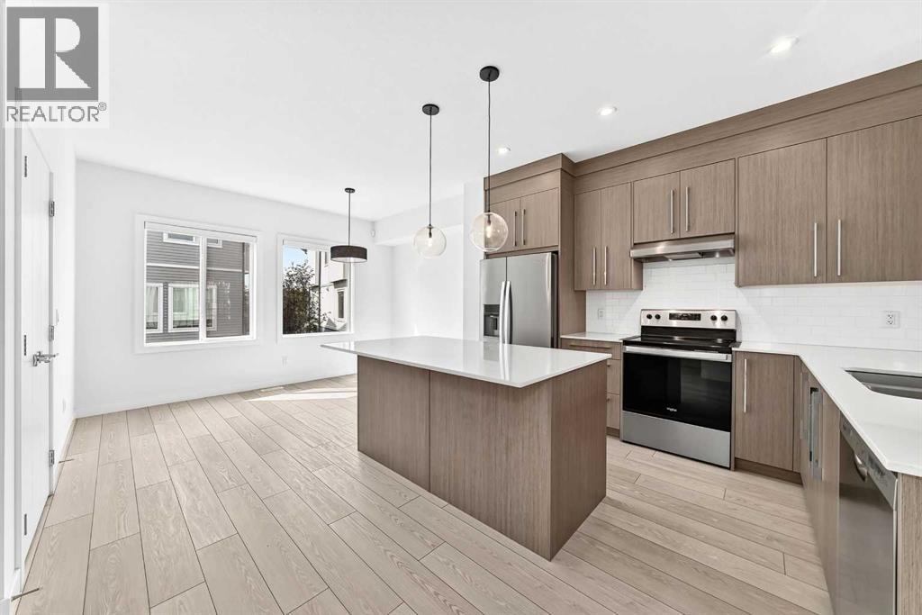 #802 335 Creekside Boulevard SW - 13