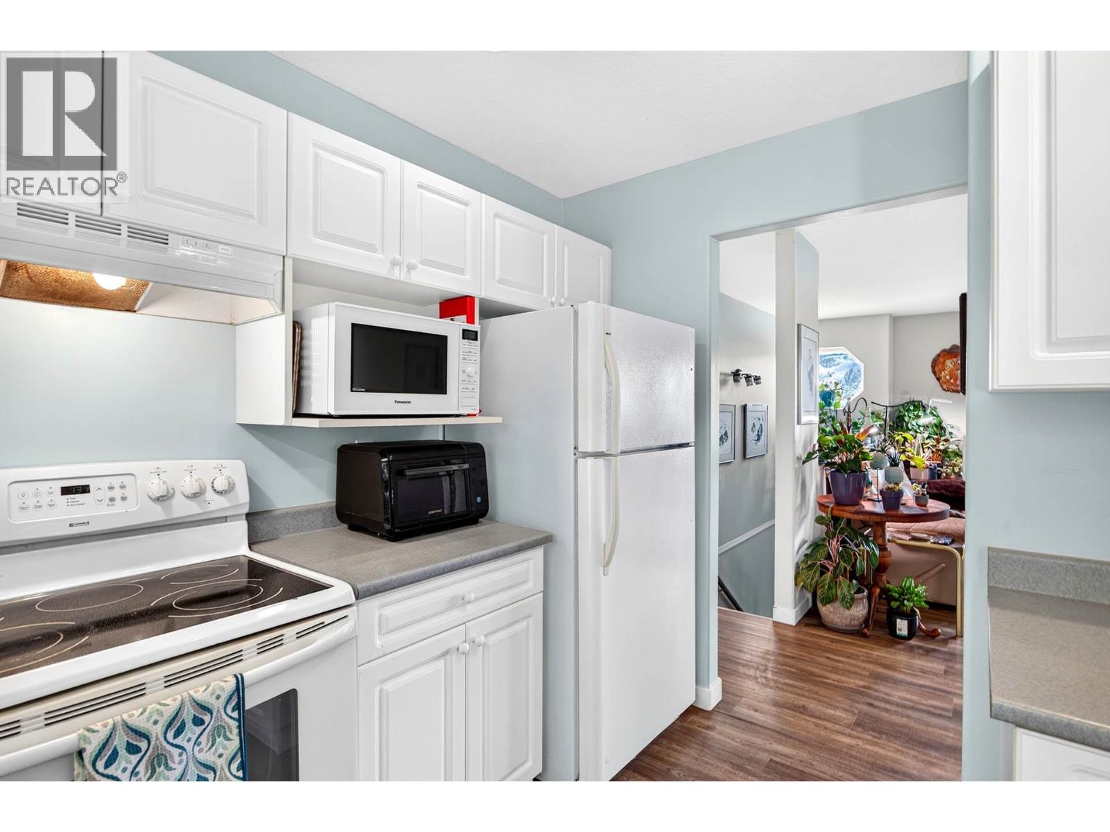 2781 SKEENA Drive - 10