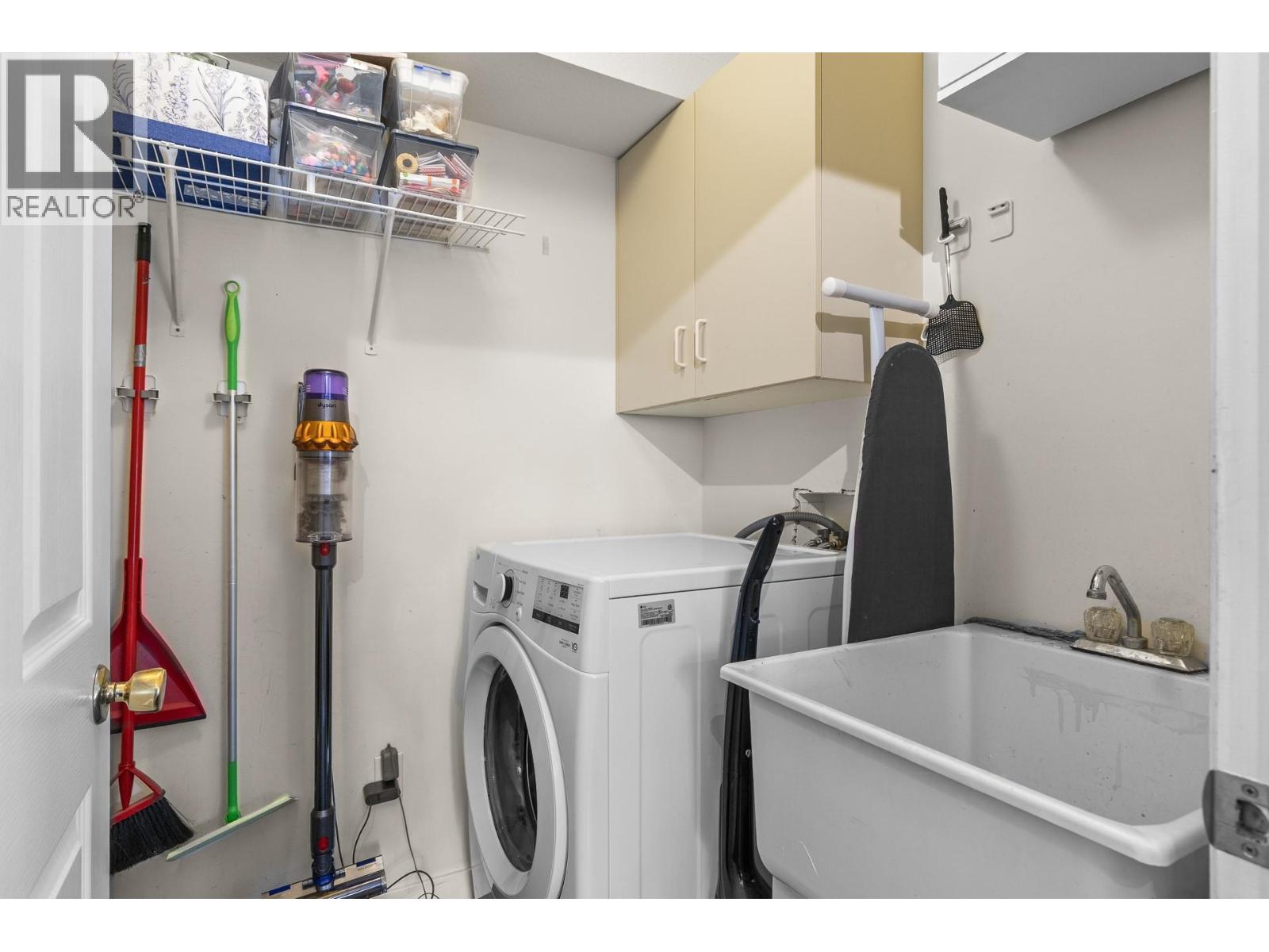 2431 Asquith Court - 18