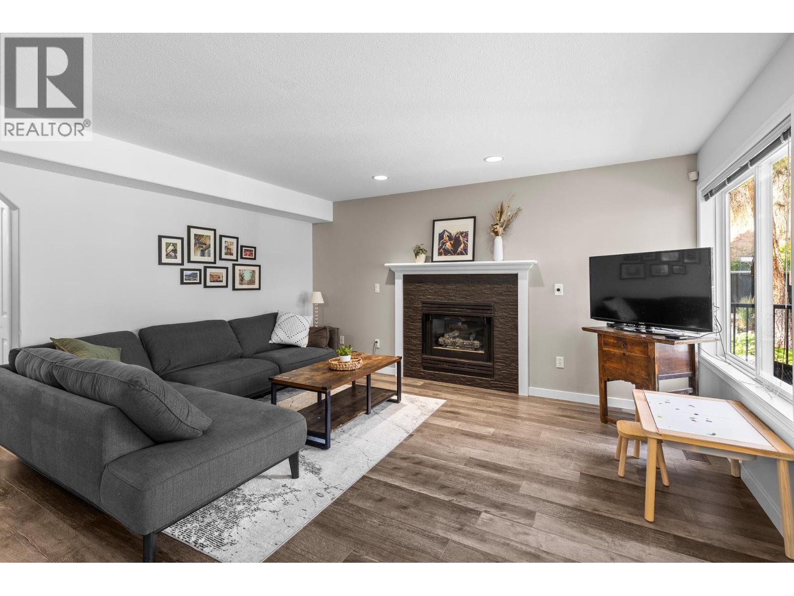 2431 Asquith Court - 22