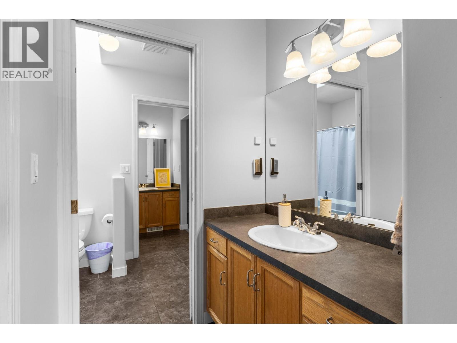 2431 Asquith Court - 39