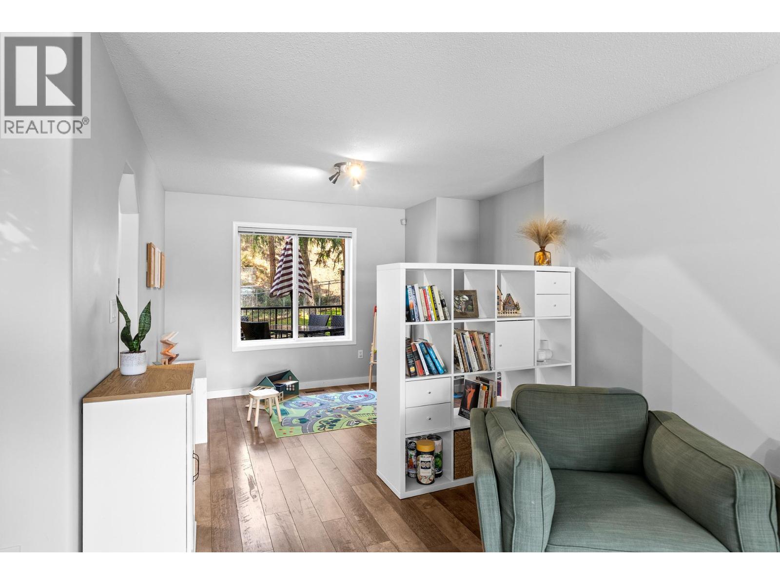 2431 Asquith Court - 9