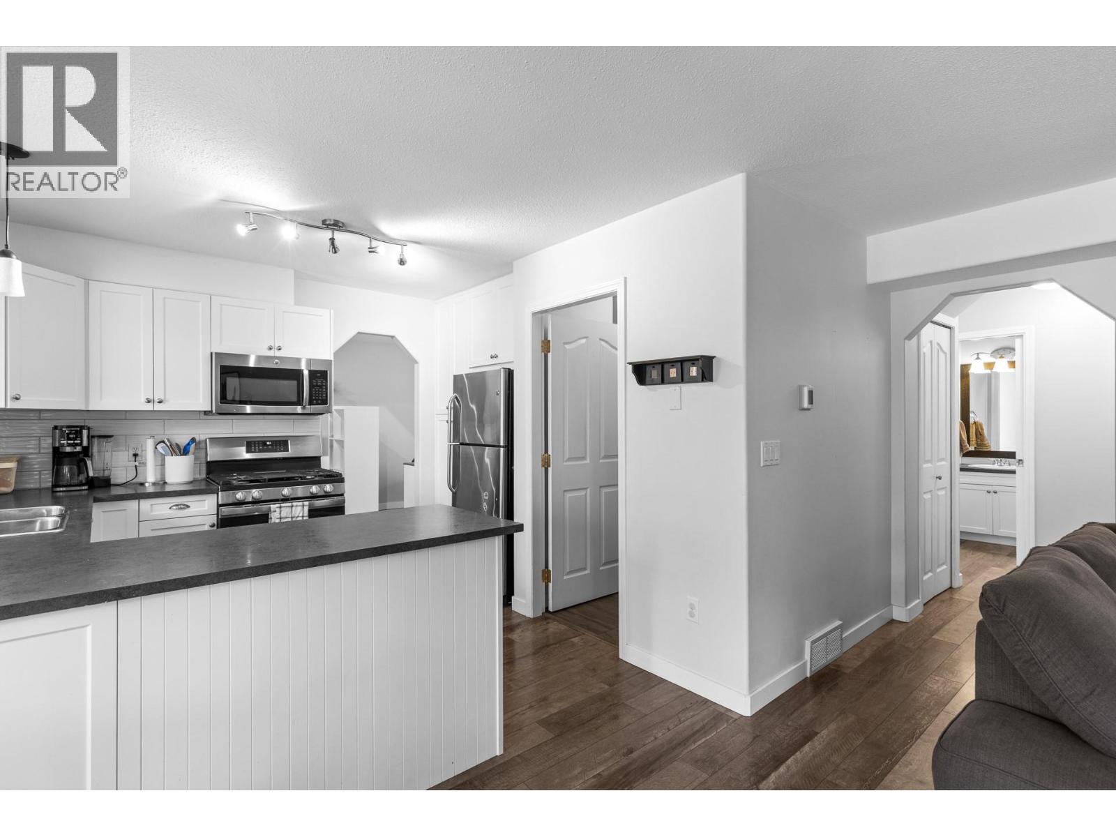2431 Asquith Court - 15