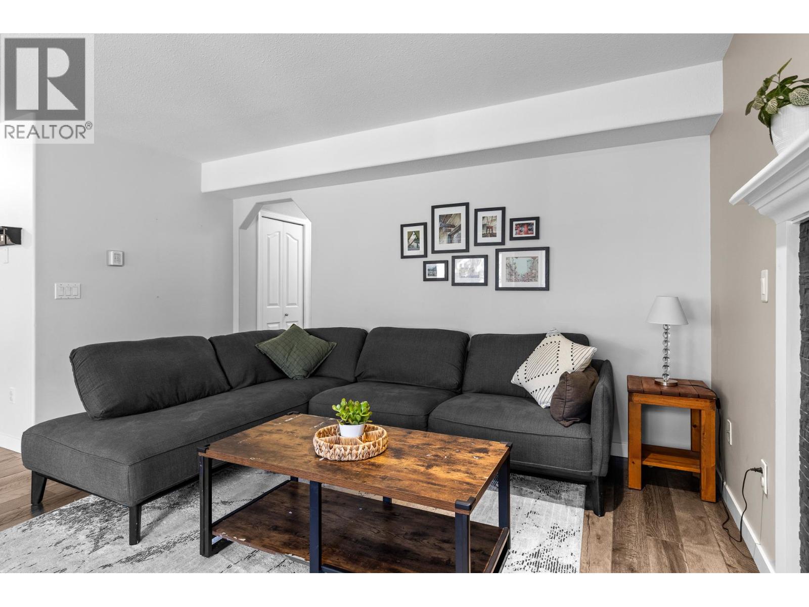 2431 Asquith Court - 23