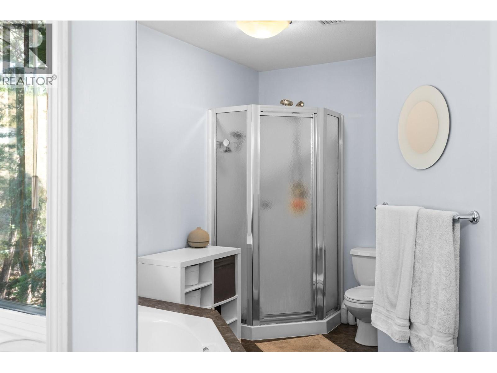 2431 Asquith Court - 35