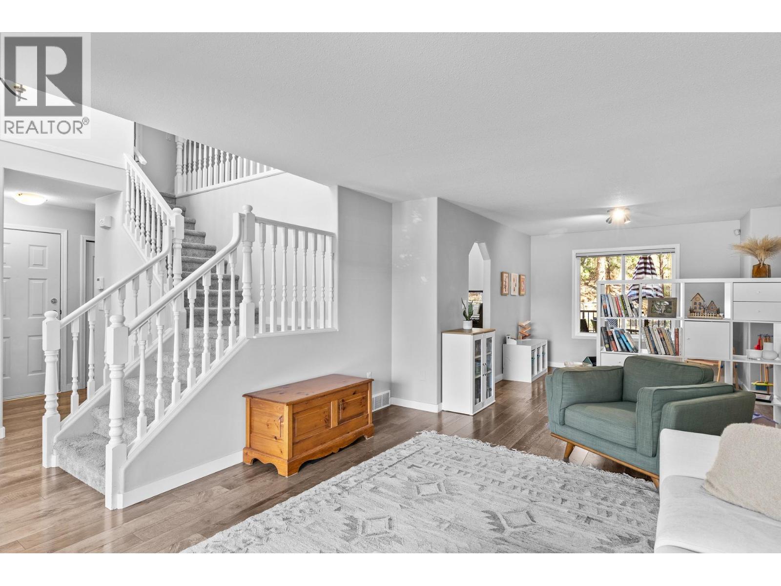 2431 Asquith Court - 8