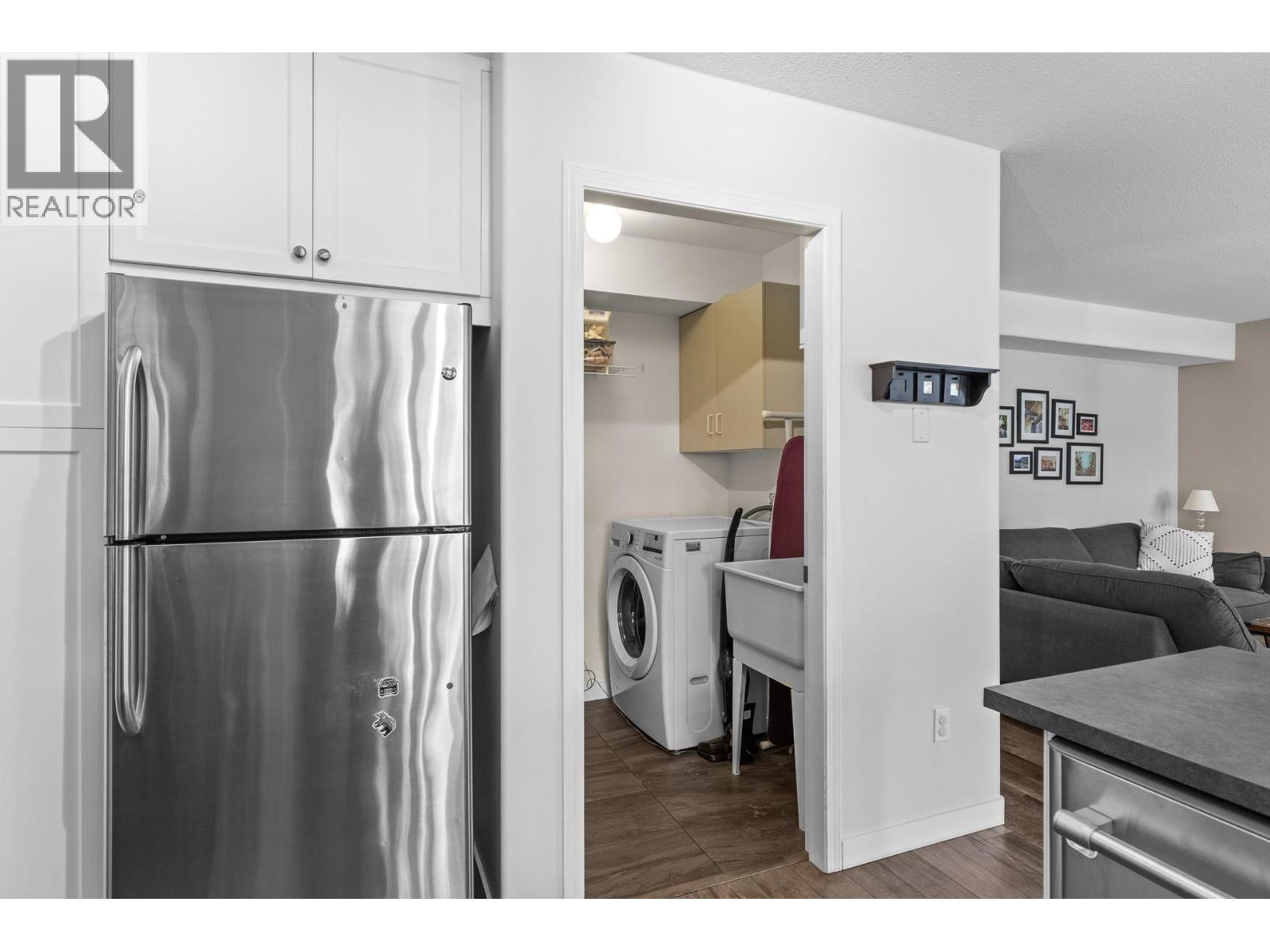 2431 Asquith Court - 17