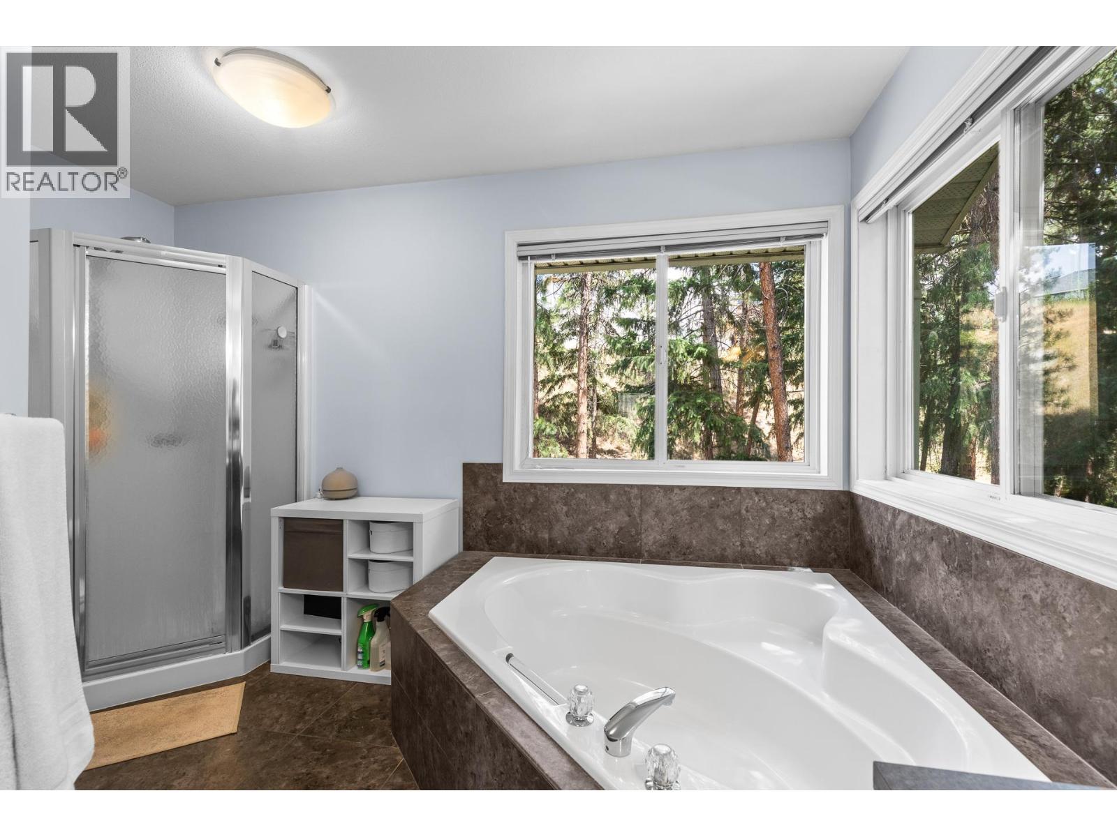 2431 Asquith Court - 34