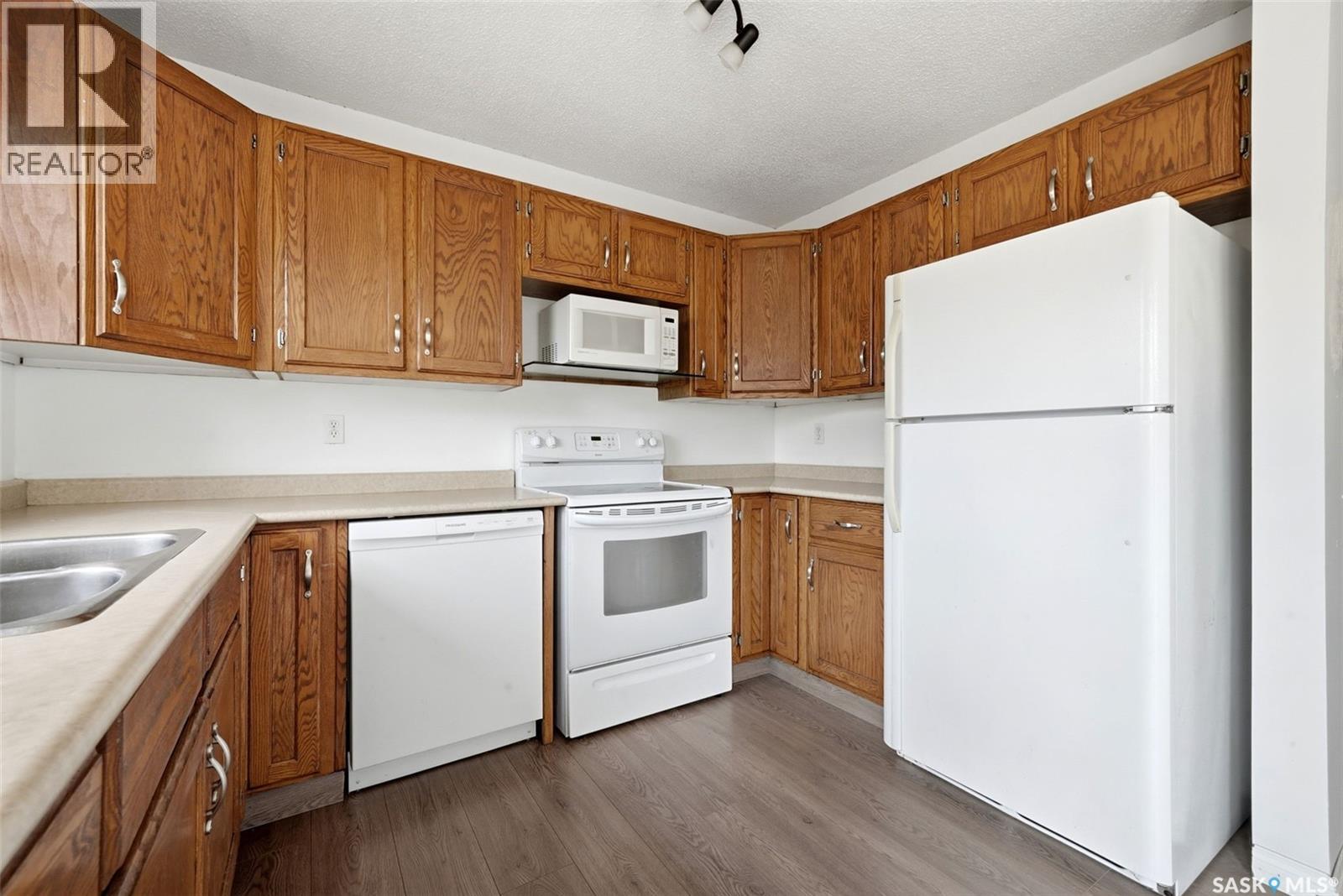 3151 Jenkins DRIVE E - photo 5