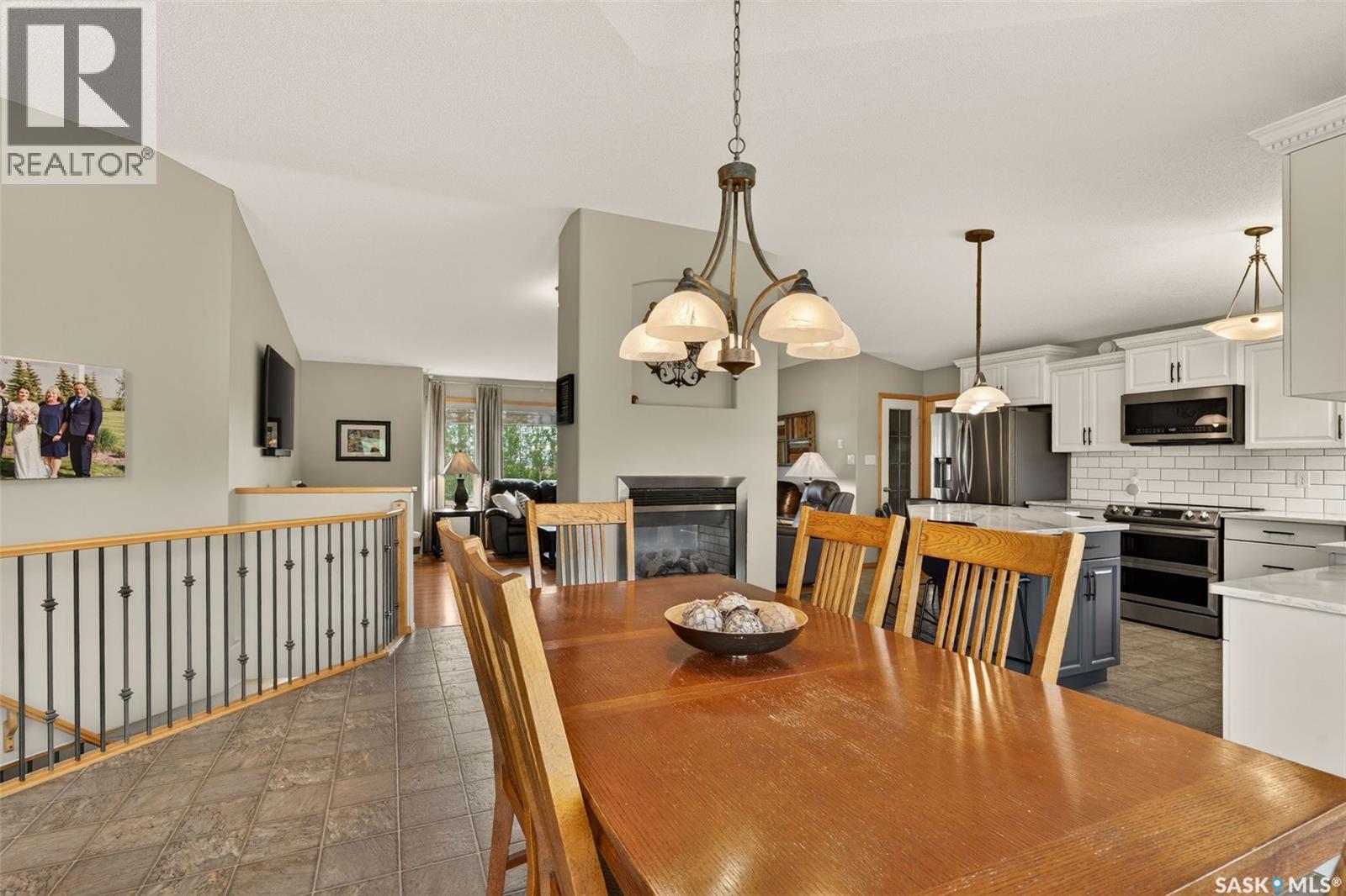 Hiebert Acreage - 12