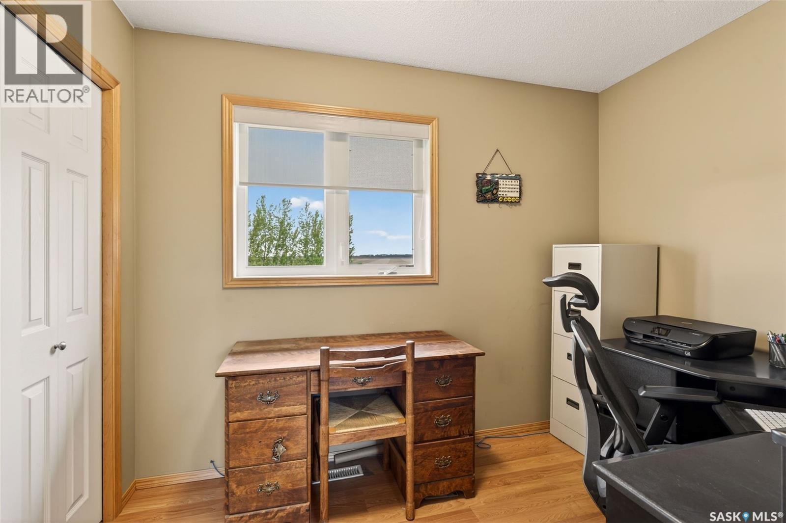 Hiebert Acreage - 42