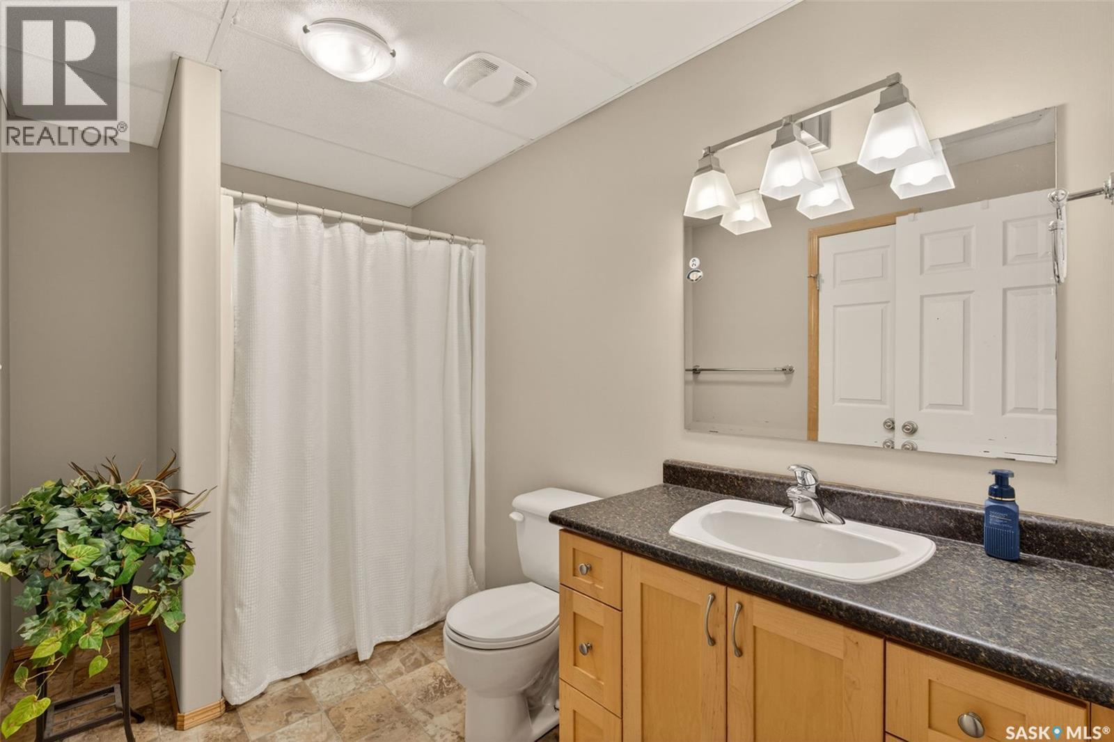 Hiebert Acreage - 44