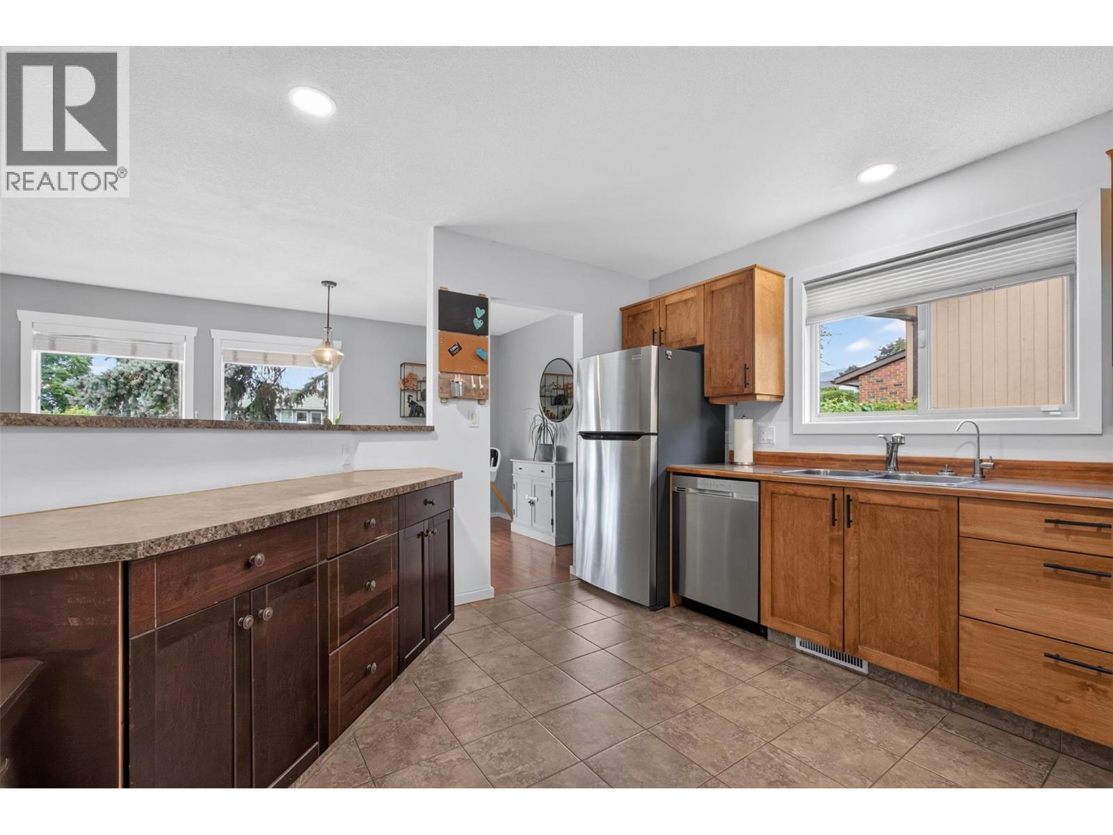  1402 41 Avenue, Vernon
