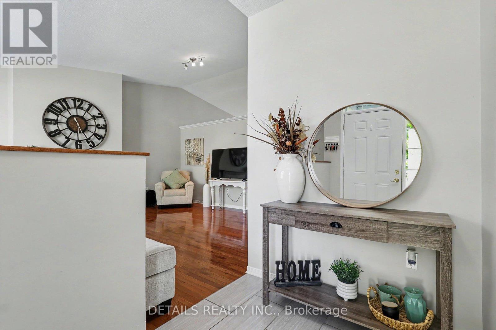 631 COUNTRY TRAIL - 14
