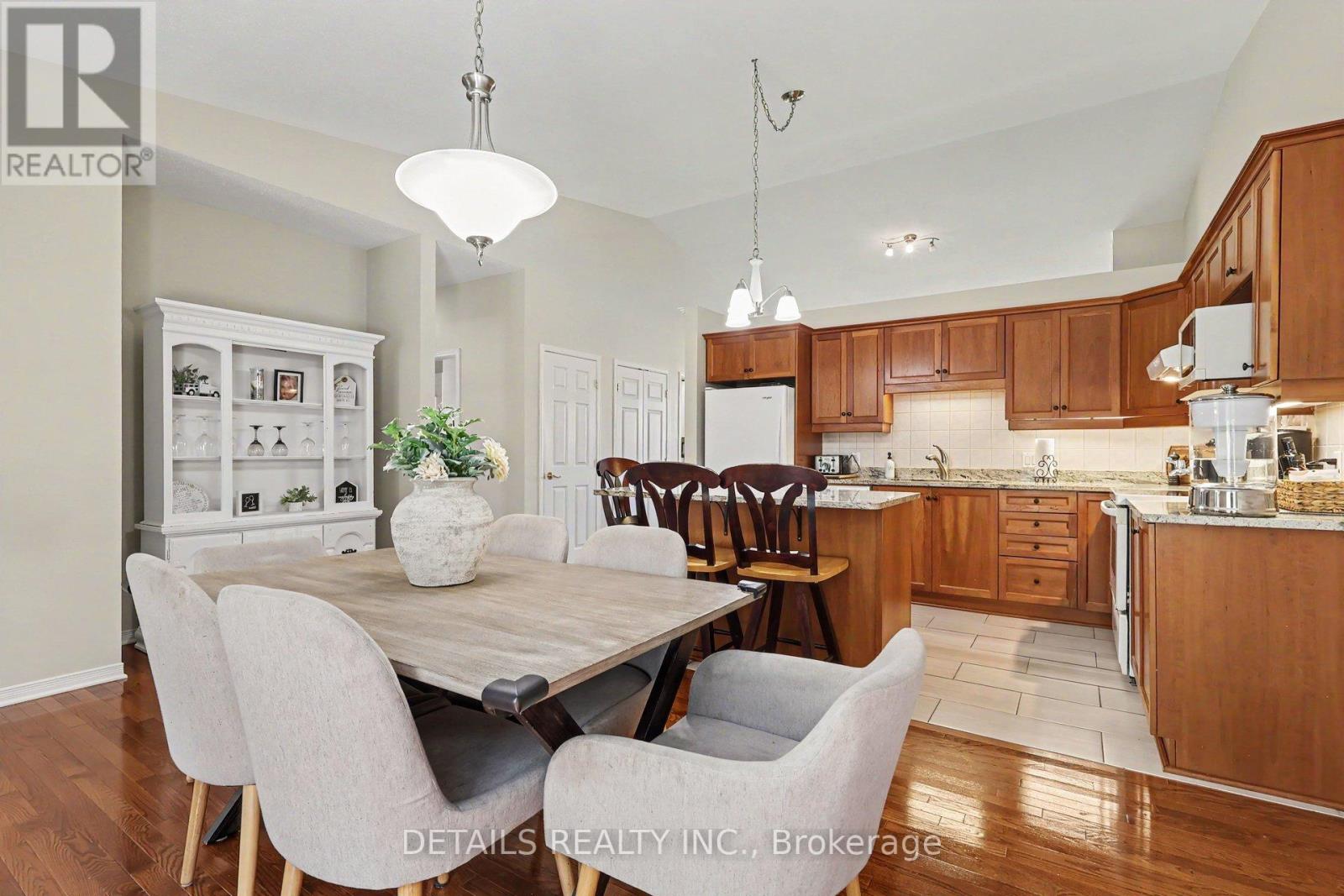 631 COUNTRY TRAIL - 6