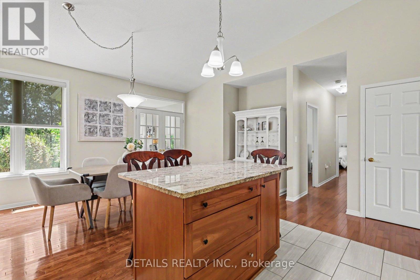 631 COUNTRY TRAIL - 8