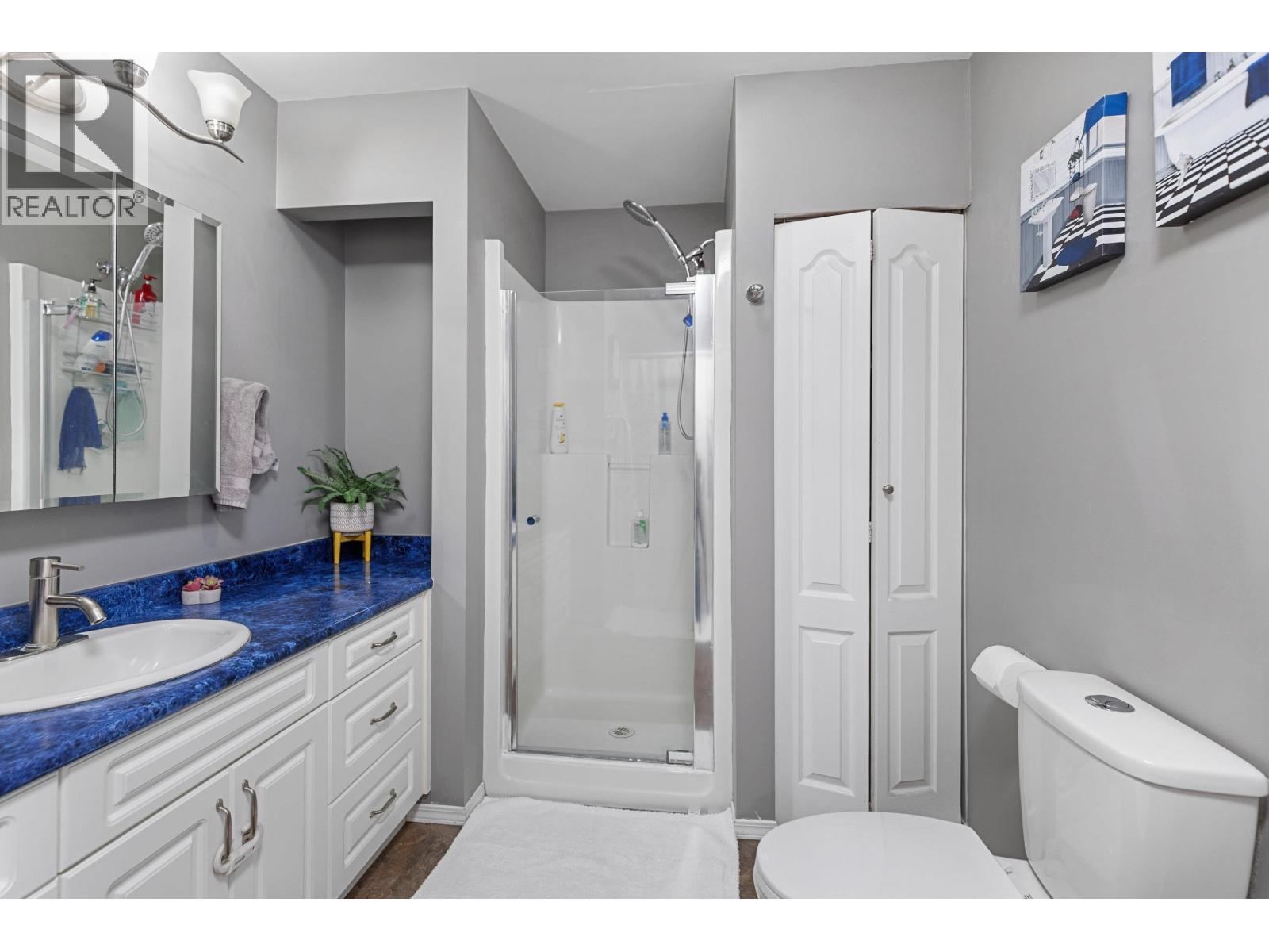 Photo 10 of 33 — 554 BURDEN STREET · Prince George, BC
