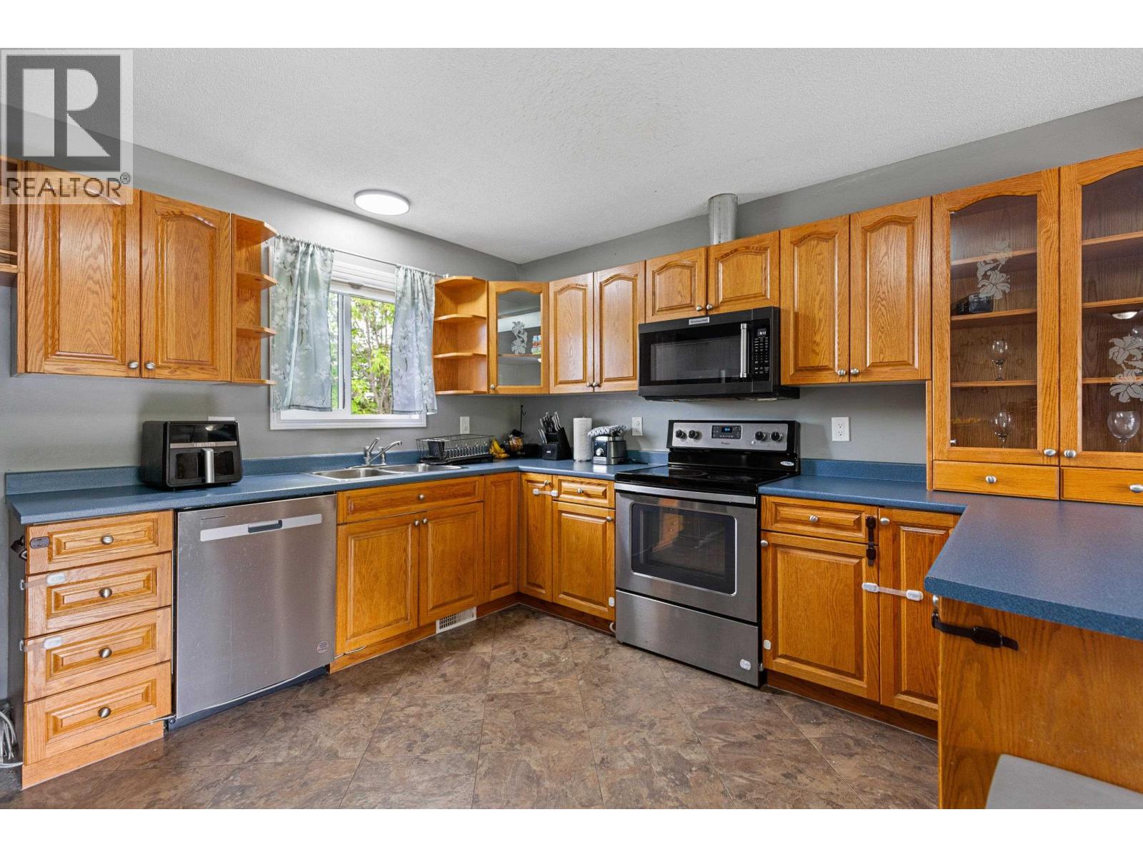 Bathroom of 554 BURDEN STREET · Prince George, BC