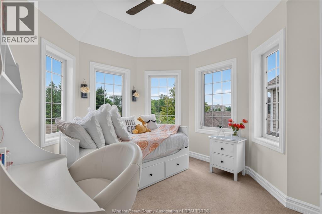 208 CRYSTAL BAY DRIVE - 20