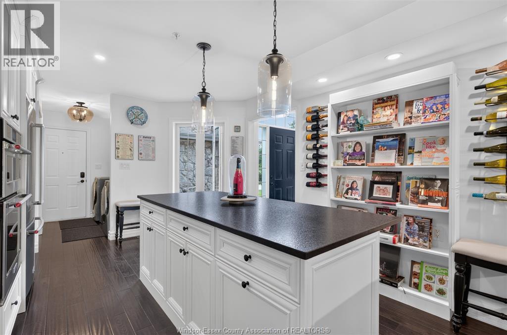 208 CRYSTAL BAY DRIVE - 6