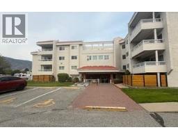 206 284 Yorkton Avenue, Penticton