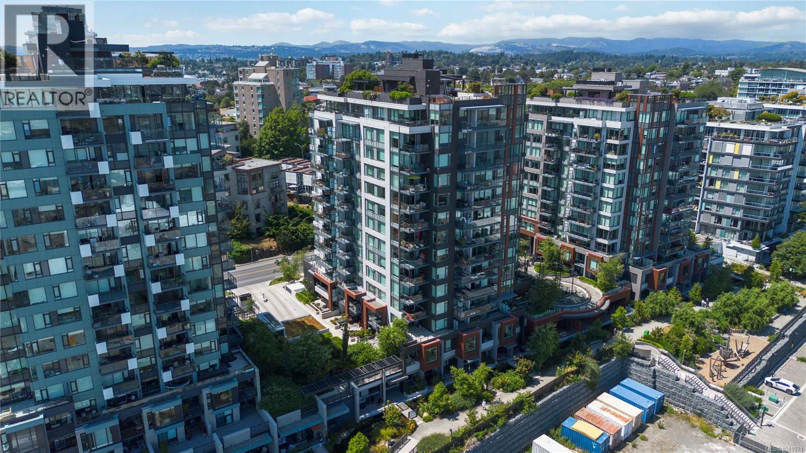 #901 363 Tyee Rd - 45