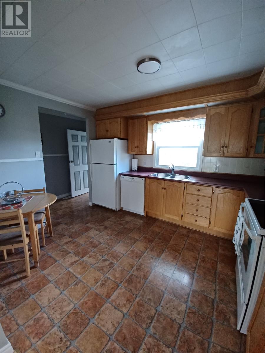 9 Juniper Crescent - Image 4
