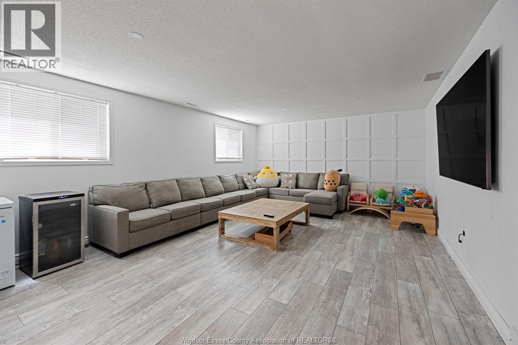 6485 CONCESSION 8 - 24