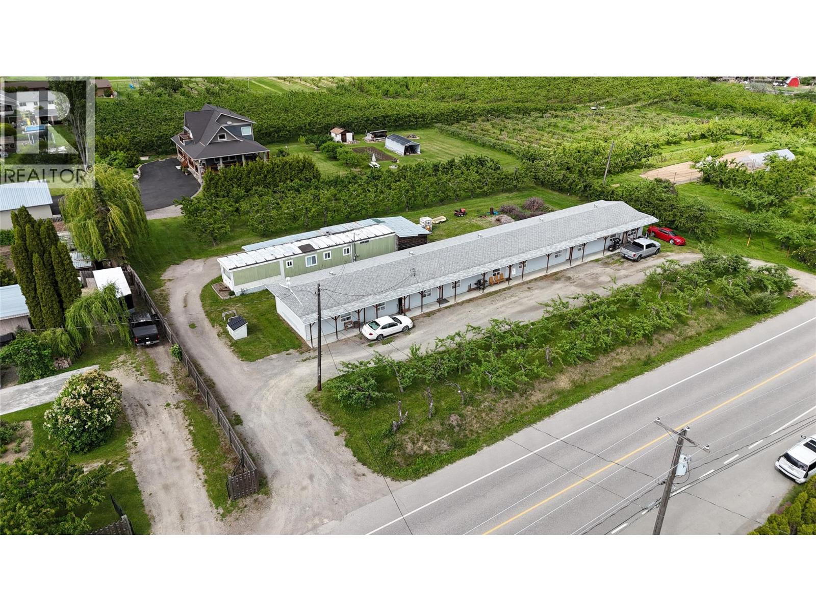  3318 ERICKSON Road, Erickson - Image 1