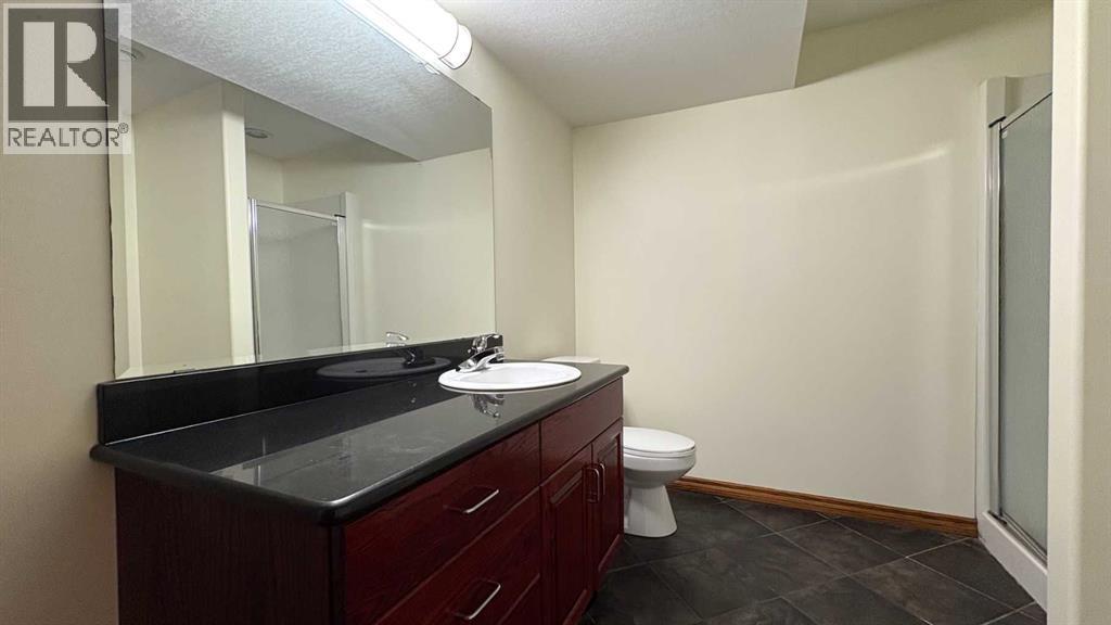 6 Cedar Crescent - 29