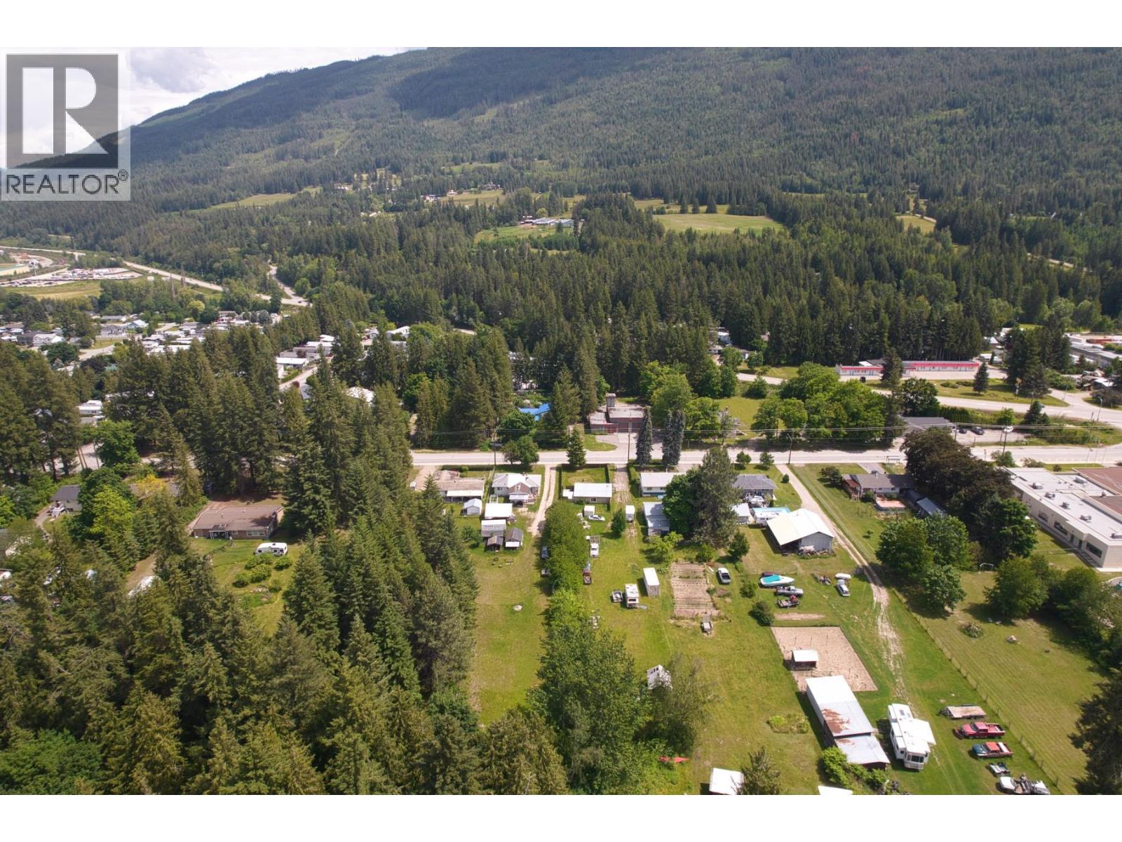 6611 50th Street NE, Salmon Arm