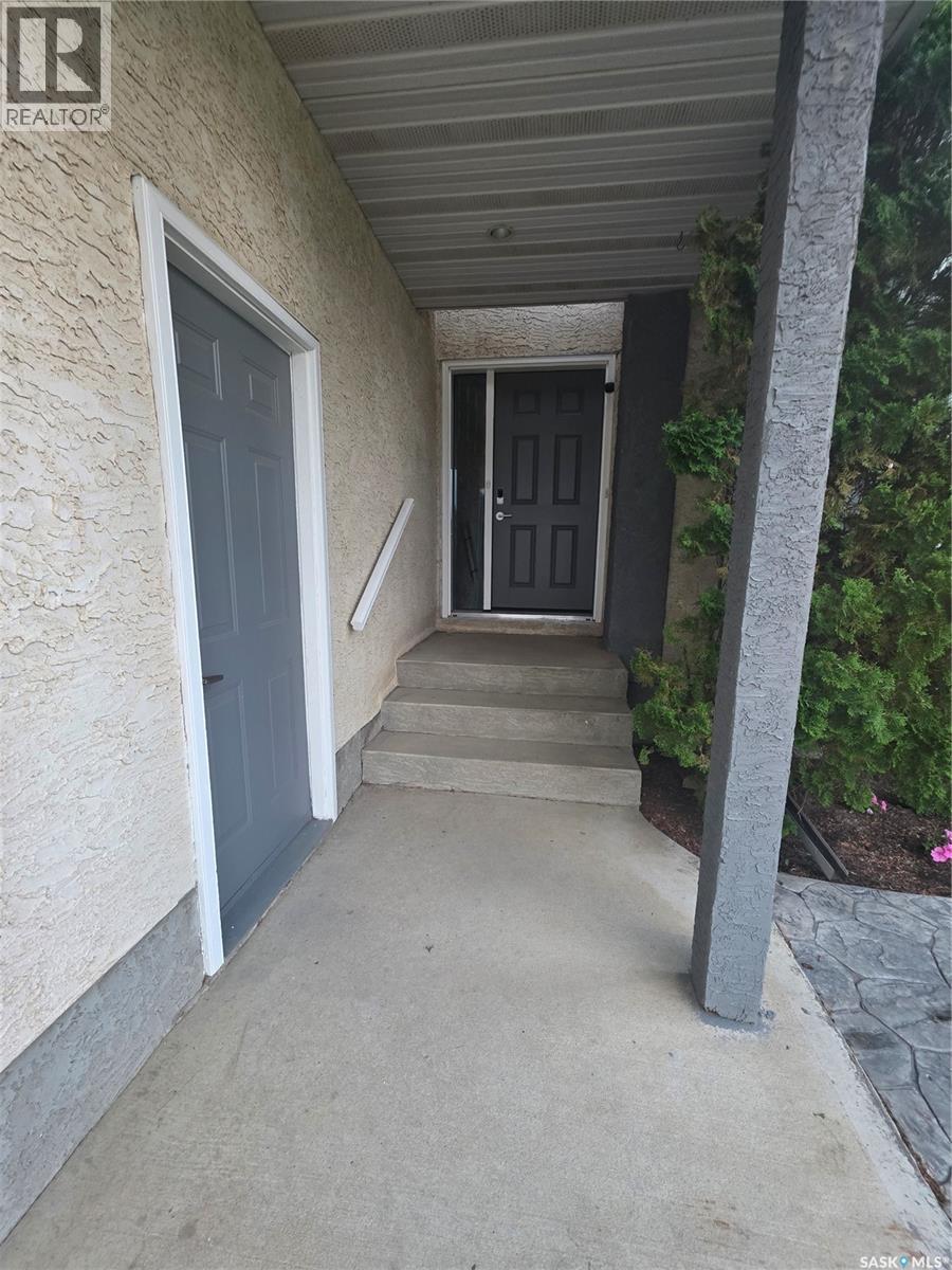 2267 Newcombe DRIVE - 2