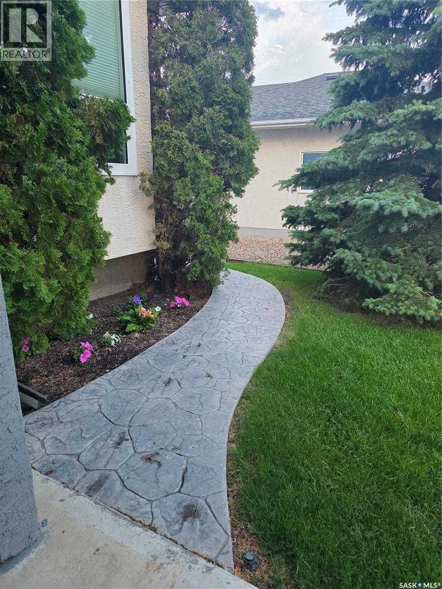 2267 Newcombe DRIVE - 3